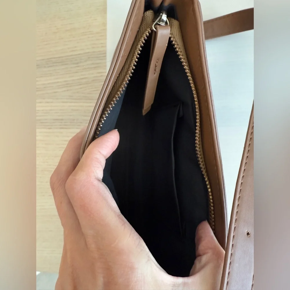 Brown Women's Shoulder Bag - Picture 7 of 11